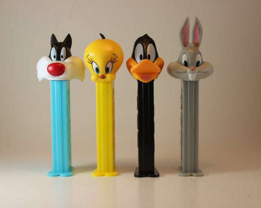 Tweety Bird, Bugs Bunny, Sylvester and Daffy Duck Pez, Set of 4, Looney Tunes, Warner Bros, Loose!