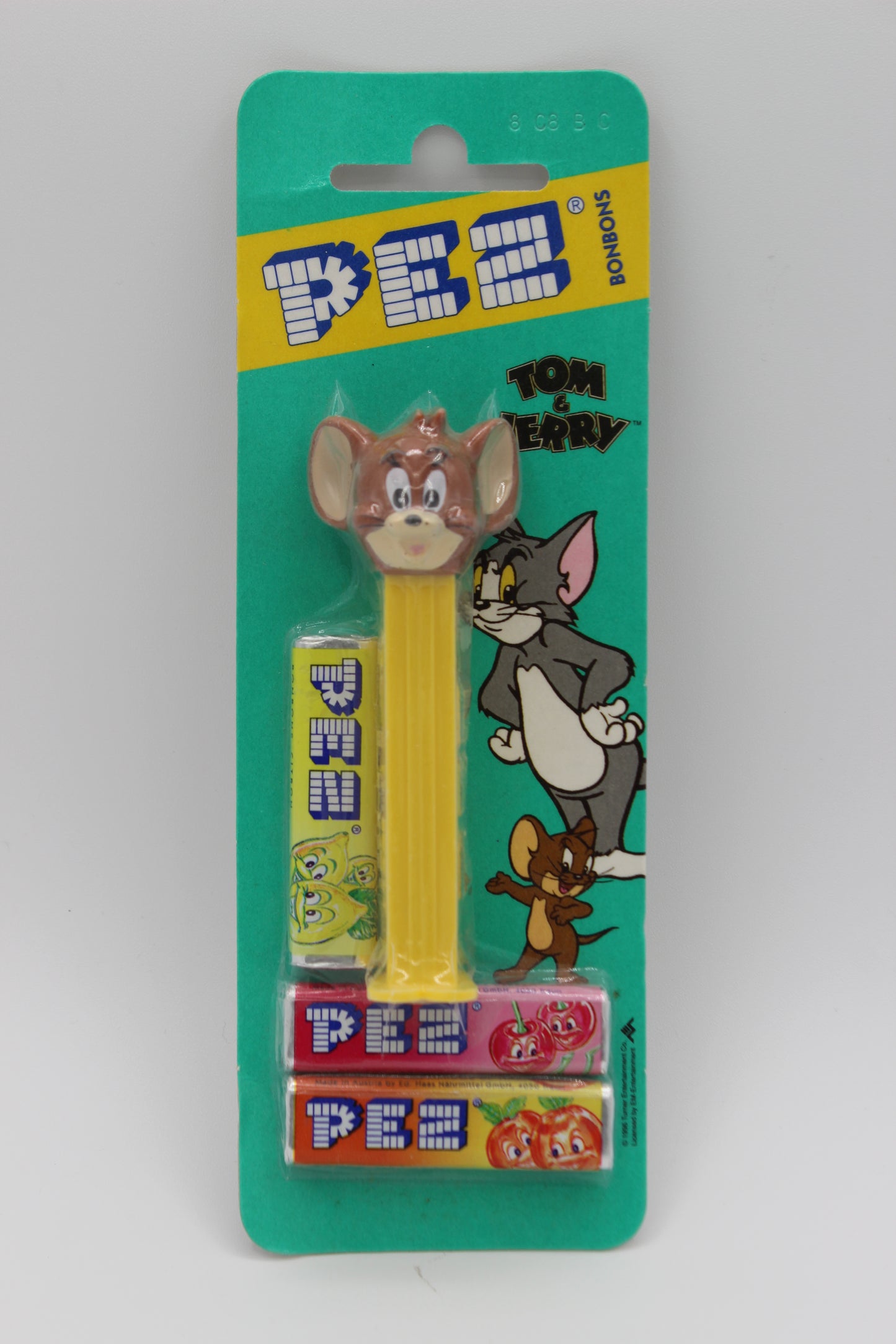 Tom & Jerry Pez, 5 Piece Set, Tom, Jerry, Spike, Droopy (cracked foot) & Tuffy, European, Mint on Card!