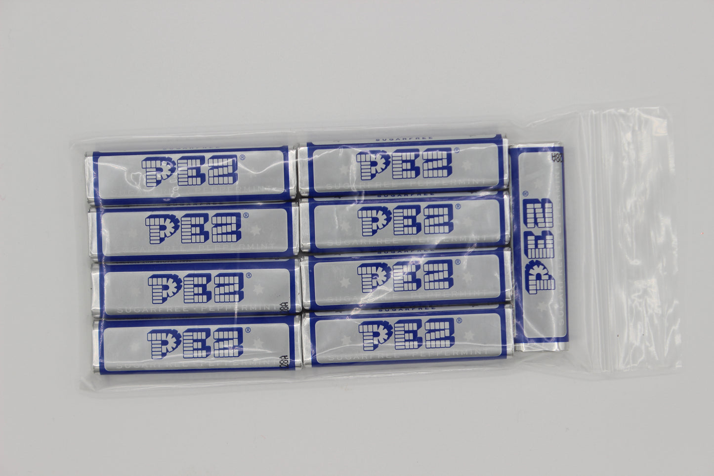 PEPPERMINT FLAVOR PEZ CANDY (no international orders please)