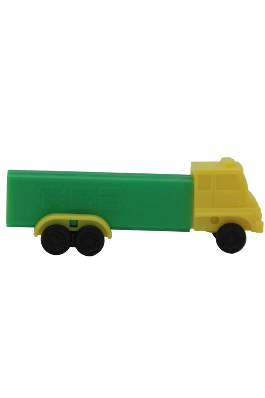 Trailer Pez, R3 Yellow Cab on Green Trailer, Series D Pez, Loose!