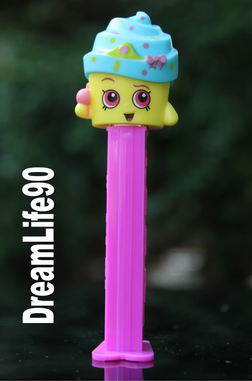 Shopkins Cupcake Queen Pez, Loose